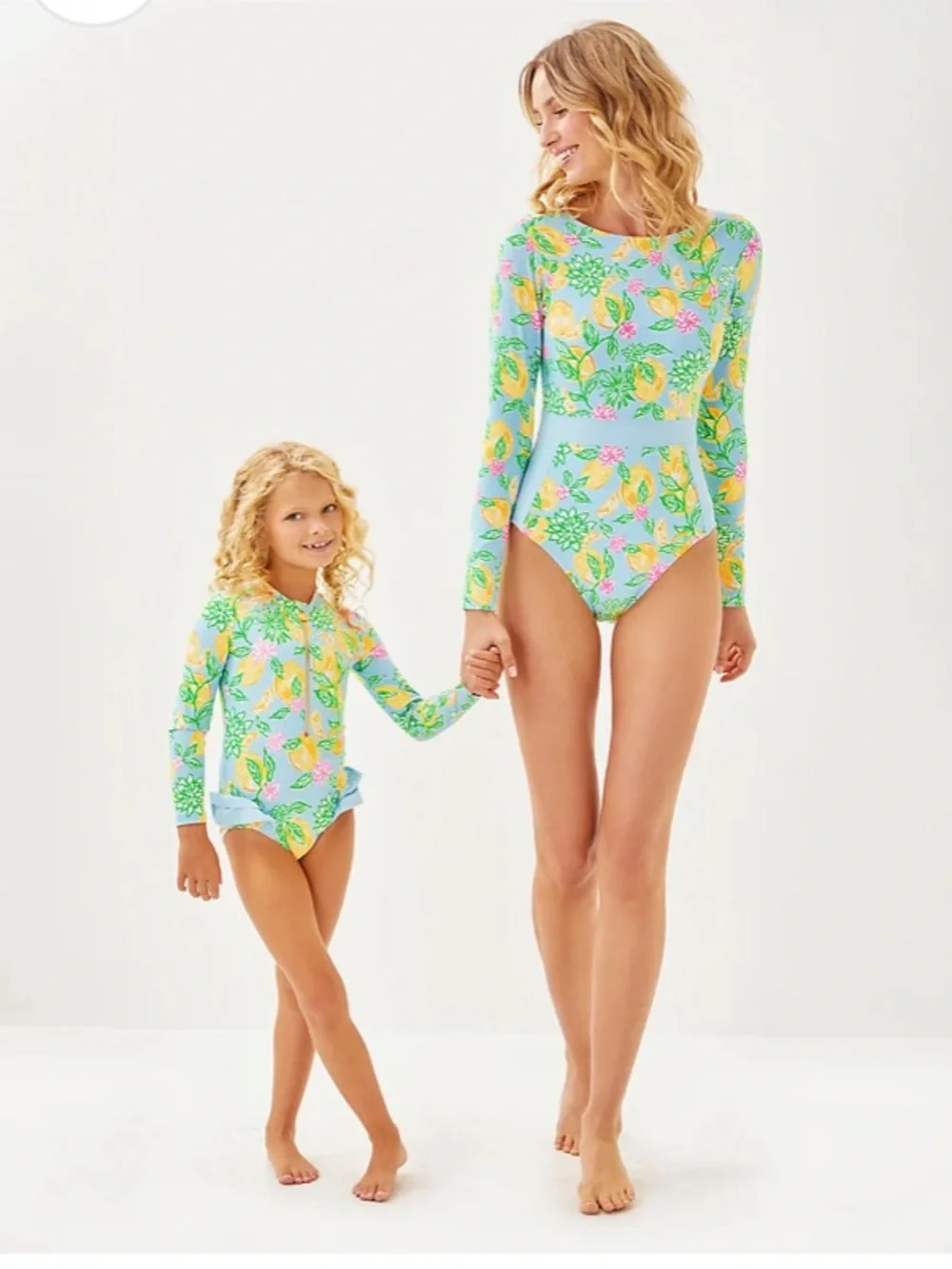 NWT Lilly Pulitzer DENNING RASHGUARD UPF 50+, BLUETTE MAKE LEMONADE